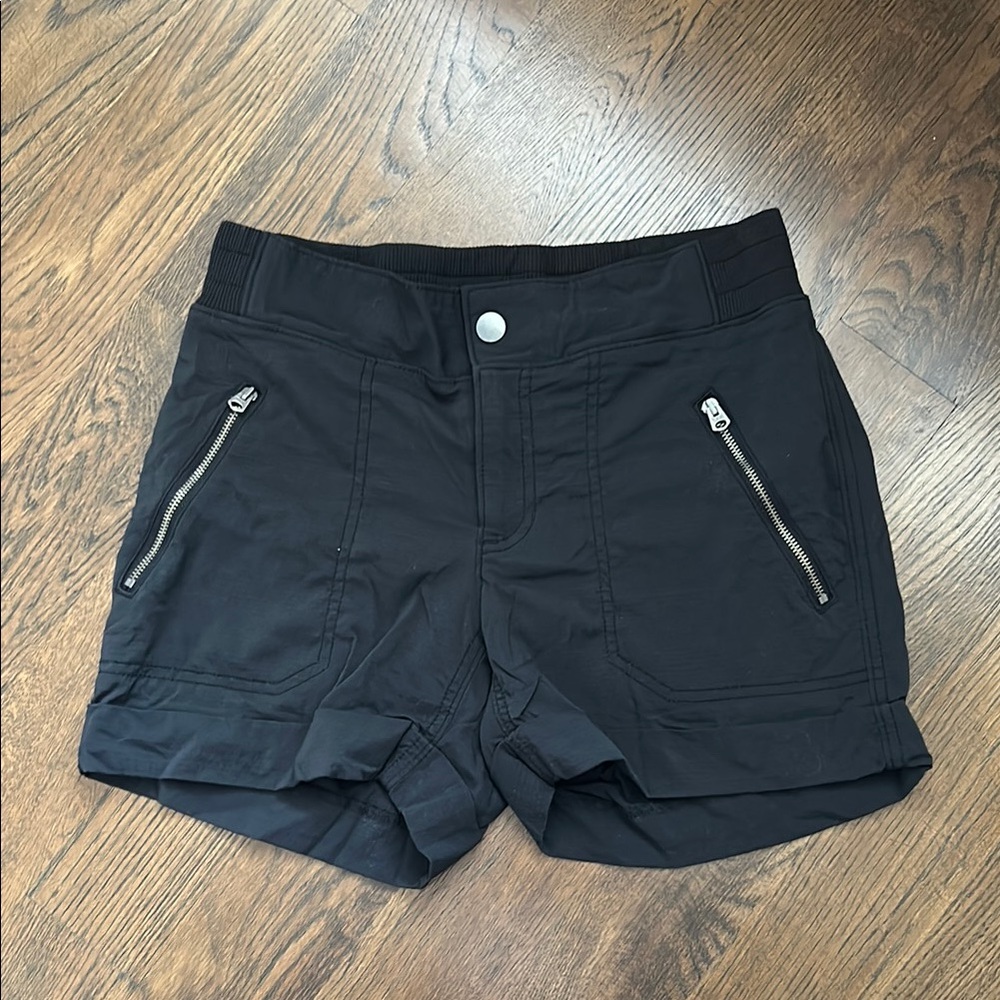 Athleta Black Cargo Shorts with Tailored Fit